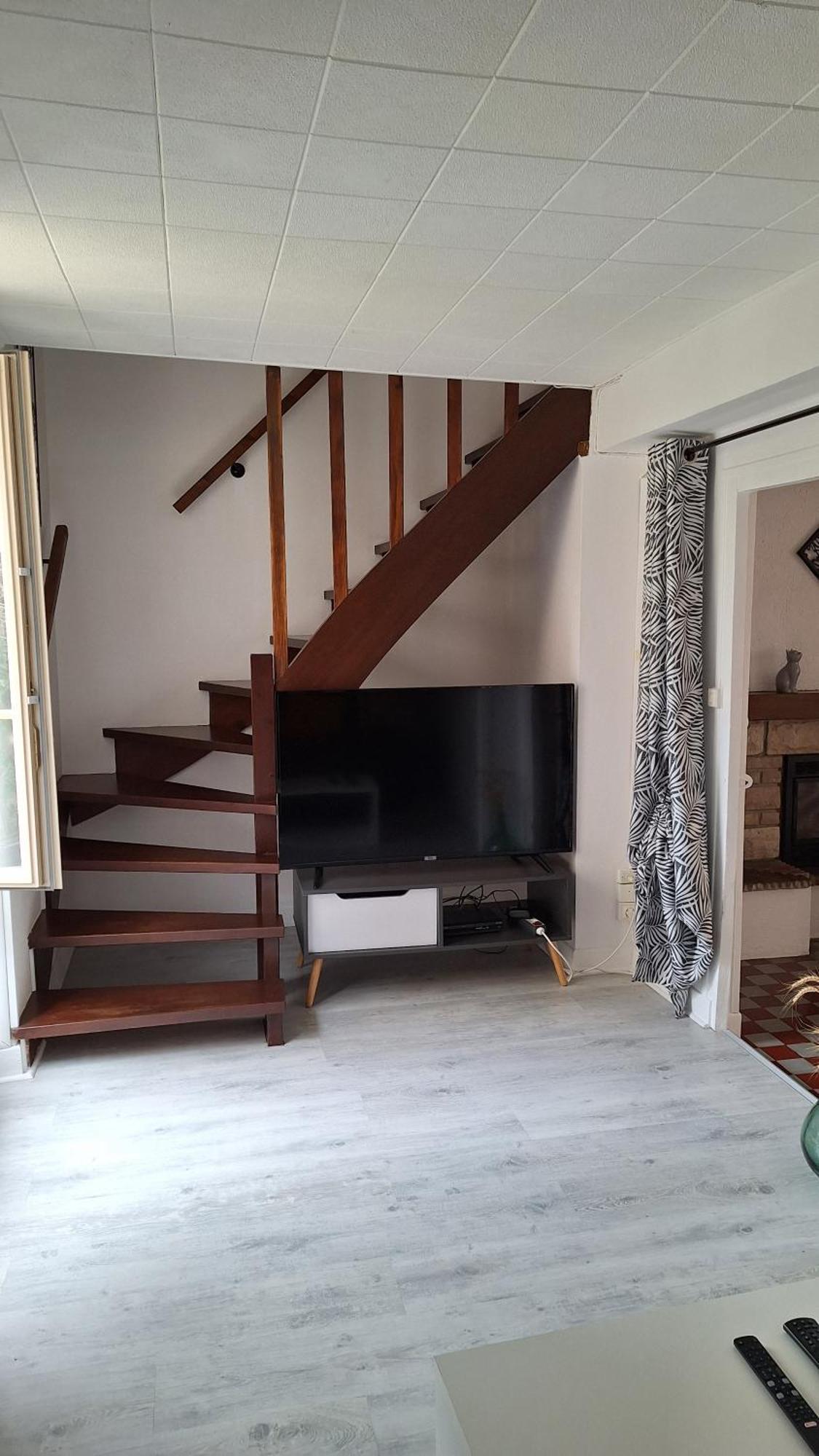 Gite La Passerelle Arcy-sur-Cure Exterior photo